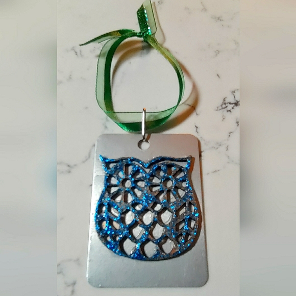 *HAPPY HOLIDAYS* New Ornament / Bag Tag / Keychain Handcrafted item! - Picture 1 of 5